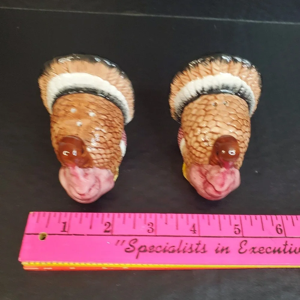 Thanksgiving Courting Turkey Bird Salt & Pepper Shaker Set Marked SAC Taiwan